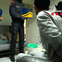 Cae un grupo criminal pakistaní que distribuía billetes falsos de 100 € por España