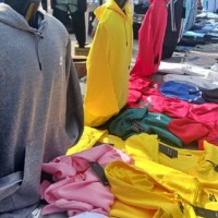 Investigado por vender prendas falsificadas en un mercadillo extremeño