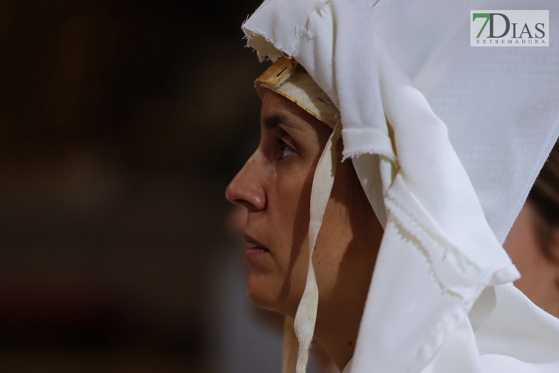 Miles de personas acuden a las puertas de San Agustín y la Ermita de la Soledad este Viernes Santo