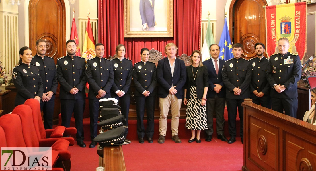 Ocho nuevos agentes se incorporan al cuerpo de Policía Local de Badajoz