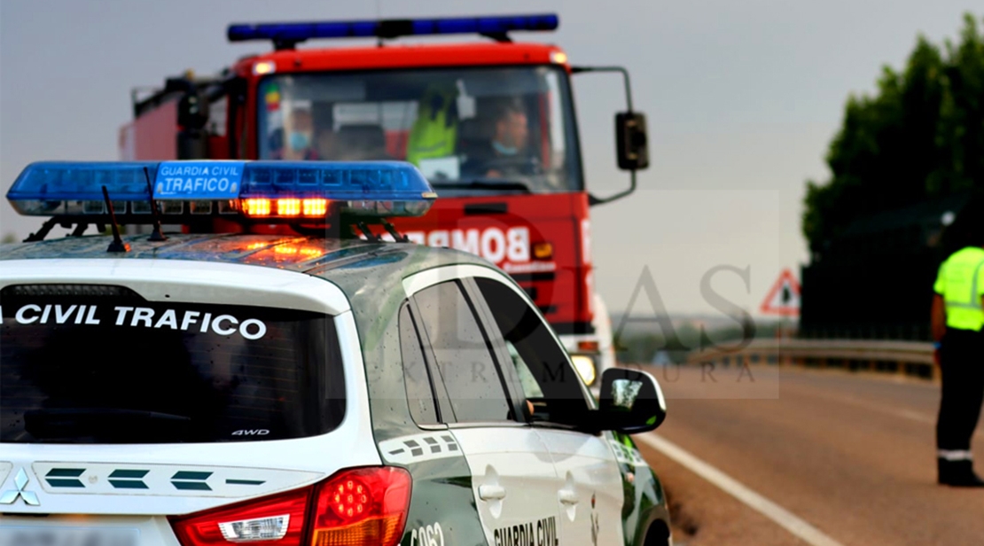 Colisión entre un camión y un turismo en la A-66