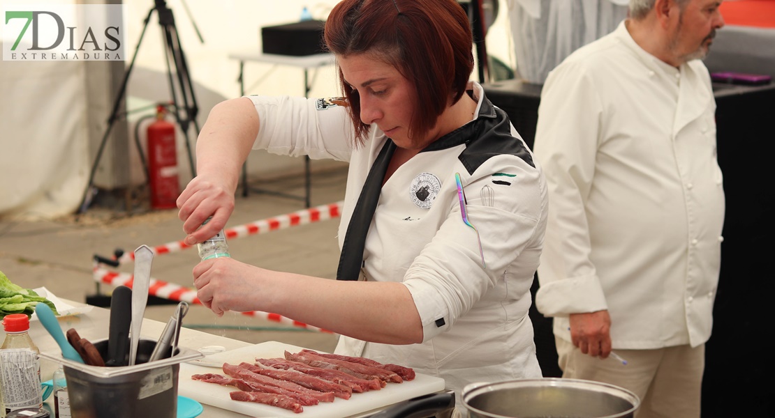 Barcarrota celebra su XIX Certamen Gastronómico del Cerdo Ibérico