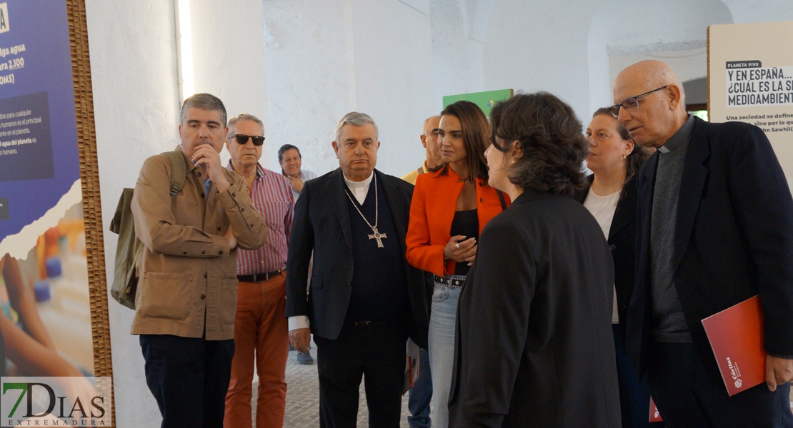 El Hospital Centro Vivo acoge la exposición ‘Los Cuidados Nos Sostienen. Abraza la ecología integral’