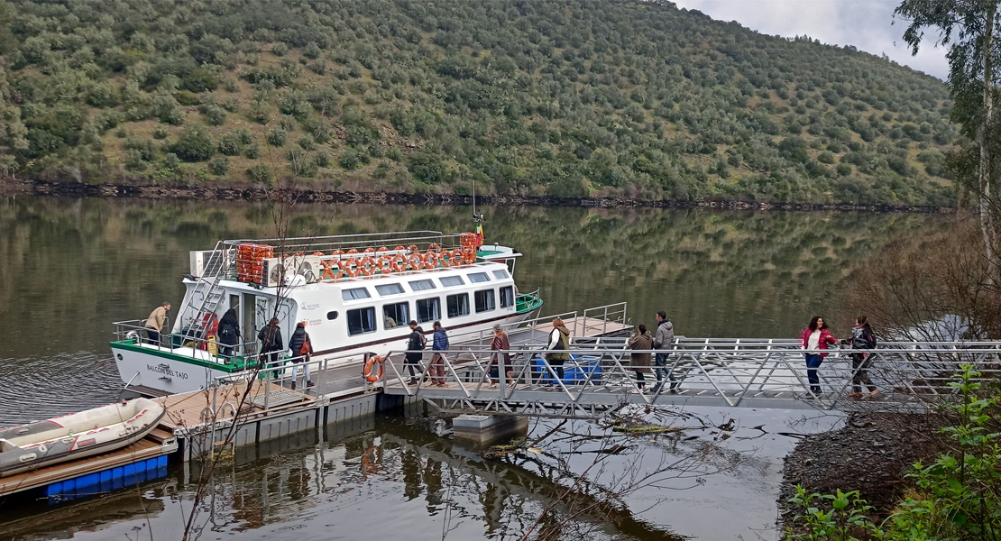 Paseos en barco por el Tajo los fines de semana: cuánto vale y cómo comprar billetes