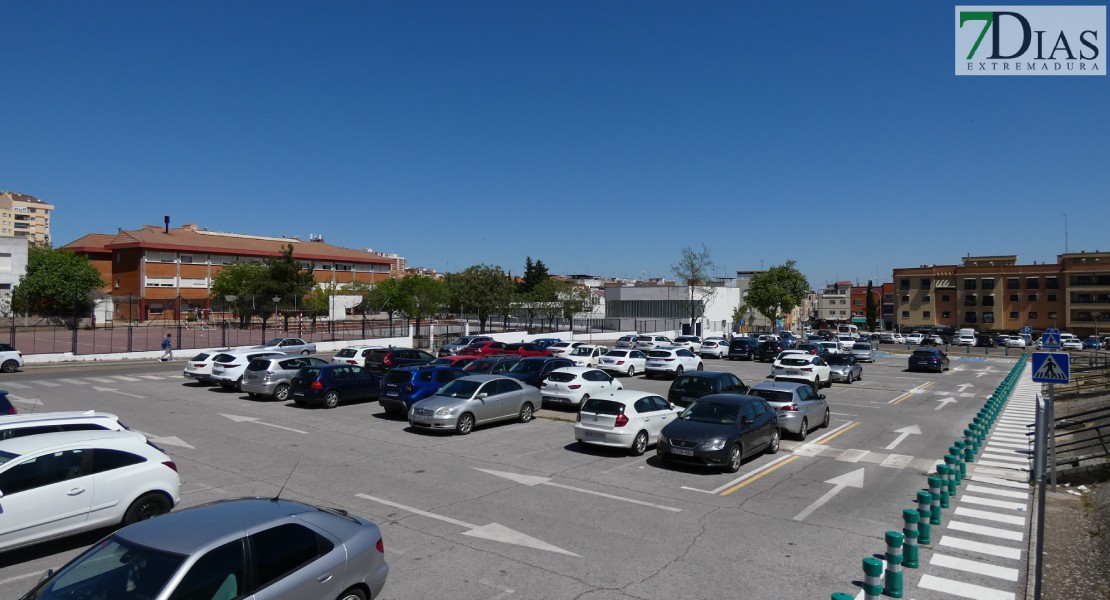 Los gorrillas del aparcamiento del Perpetuo Socorro sacan "18.000 € mensuales de forma ilegal"