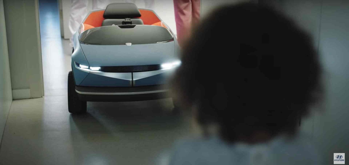 ESTUDIO: un coche robótico puede reducir el estrés de los niños antes de una operación