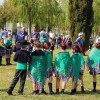 Miles de escolares extremeños bailan el Candil en Badajoz