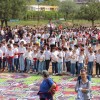 Miles de escolares extremeños bailan el Candil en Badajoz