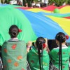 Miles de escolares extremeños bailan el Candil en Badajoz