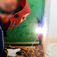 Refuerzan las puertas de entradas para evitar la okupación en Badajoz