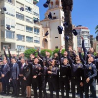 ¡Gorras al aire! Extremadura tiene nuevos policías locales y 7 mandos ascienden