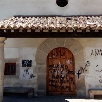 El vandalismo está destrozando una histórica ermita extremeña