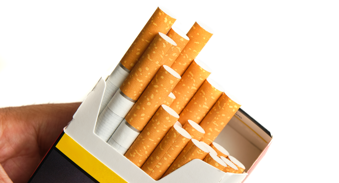 Adiós a los diseños llamativos en las cajetillas de tabaco: Sanidad busca reducir el consumo