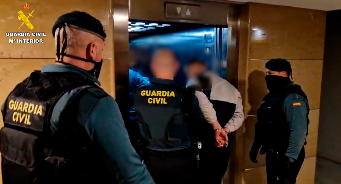 34 detenidos por extorsionar a sus víctimas en plataformas de citas