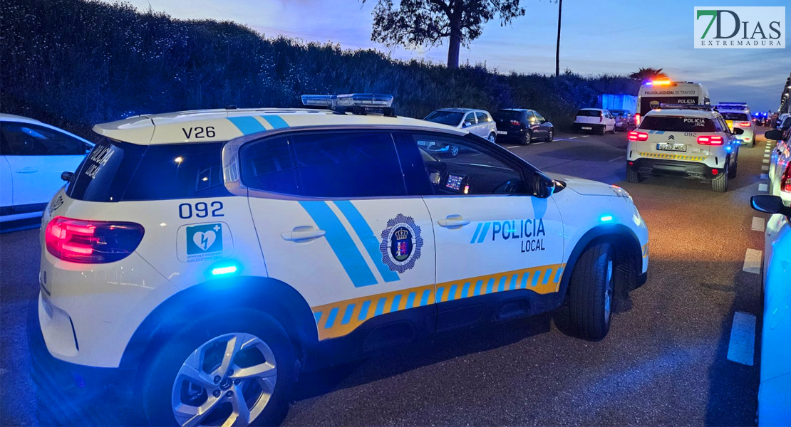 En la UCI el joven que cayó en un cuarto piso en Badajoz: “Está muy grave”