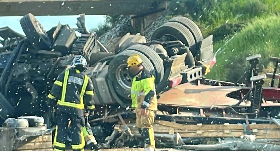 Cortes de circulación en la A-66 a causa de un accidente de tráfico