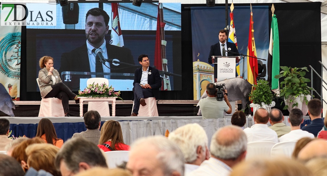 Barcarrota celebra su XIX Certamen Gastronómico del Cerdo Ibérico