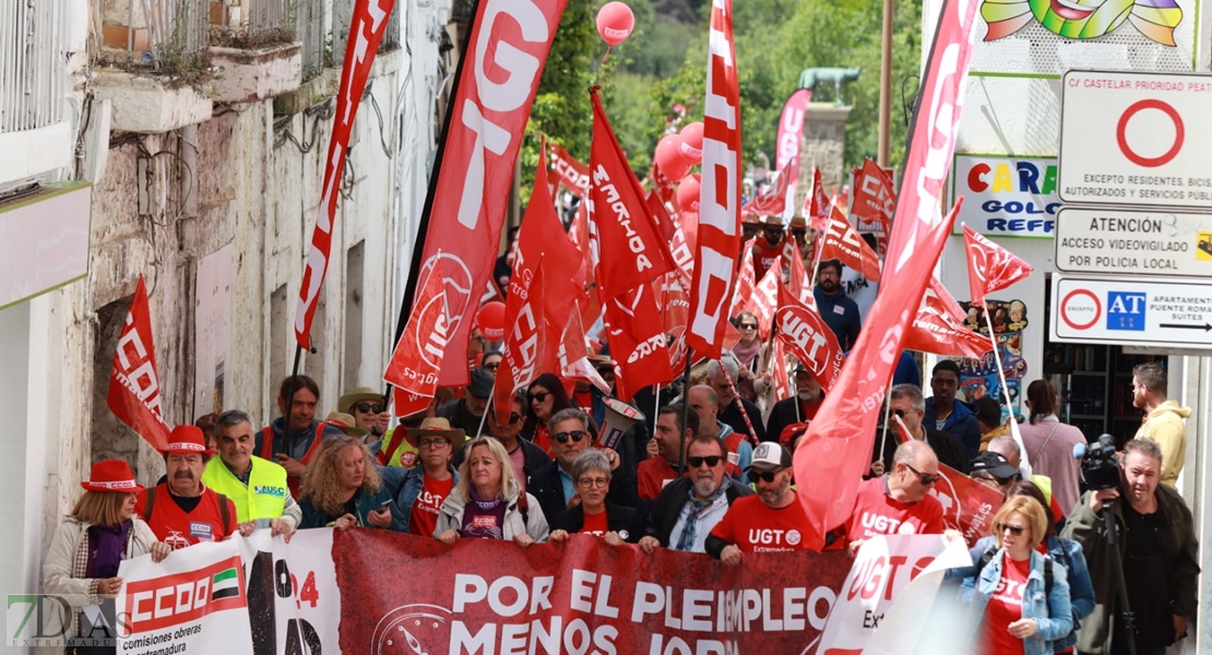 La manifestación por los derechos de los trabajadores toma las calles