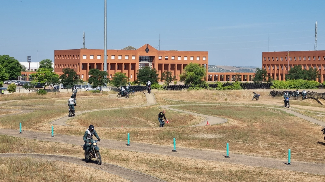 La Escuela de Tráfico de la Guardia Civil en Mérida “referente nacional”