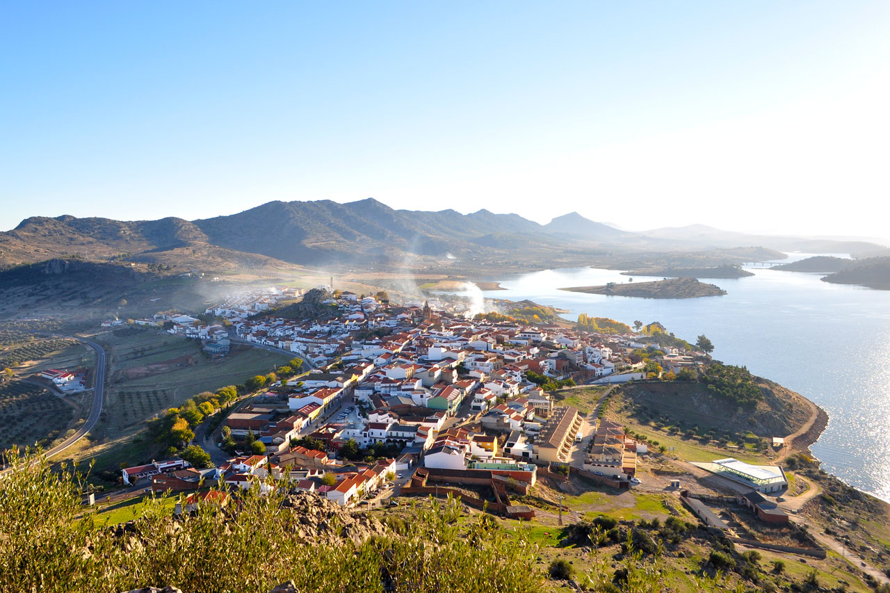 Extremadura es líder un año más en playas de interior: estas son las que tienen Bandera Azul