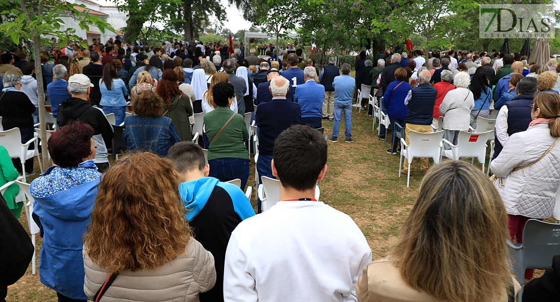 Festividad y folclore acompañan un año más a la Virgen de Bótoa