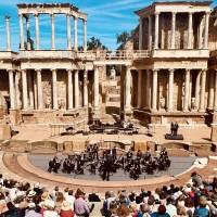 La Universidad de Mayores de Extremadura celebra su 25º aniversario con un acto inolvidable