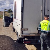Interceptan casi 1.000 kilos de carne sin refrigerar debidamente con destino a Extremadura