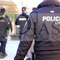 Policía Local lo traslada hasta centro hospitalario tras accidentarse en Badajoz