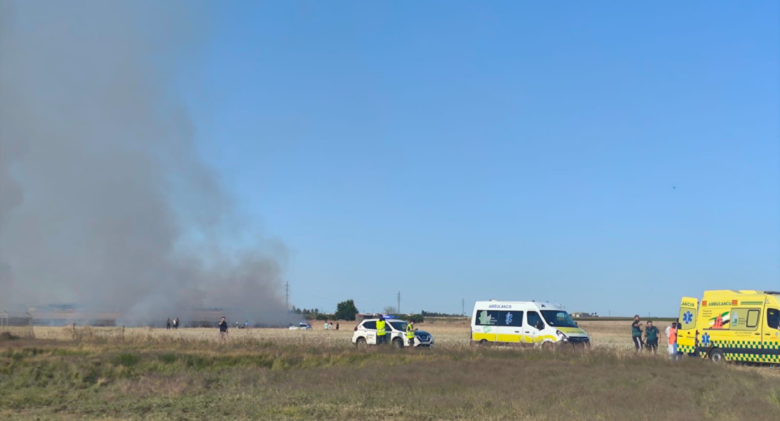 Un fallecido y un herido con quemaduras tras estrellarse una avioneta en Miajadas