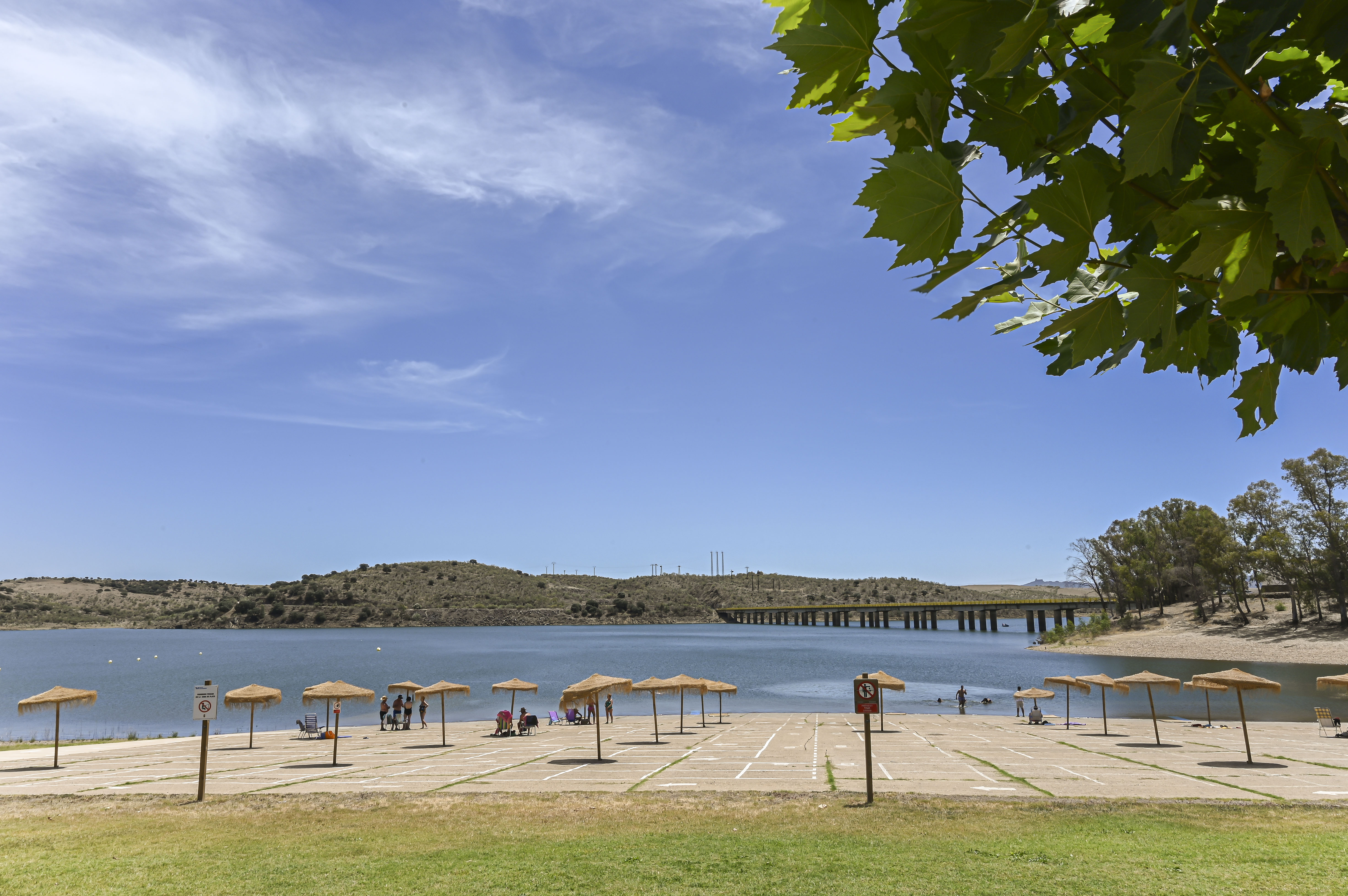 Extremadura es líder un año más en playas de interior: estas son las que tienen Bandera Azul