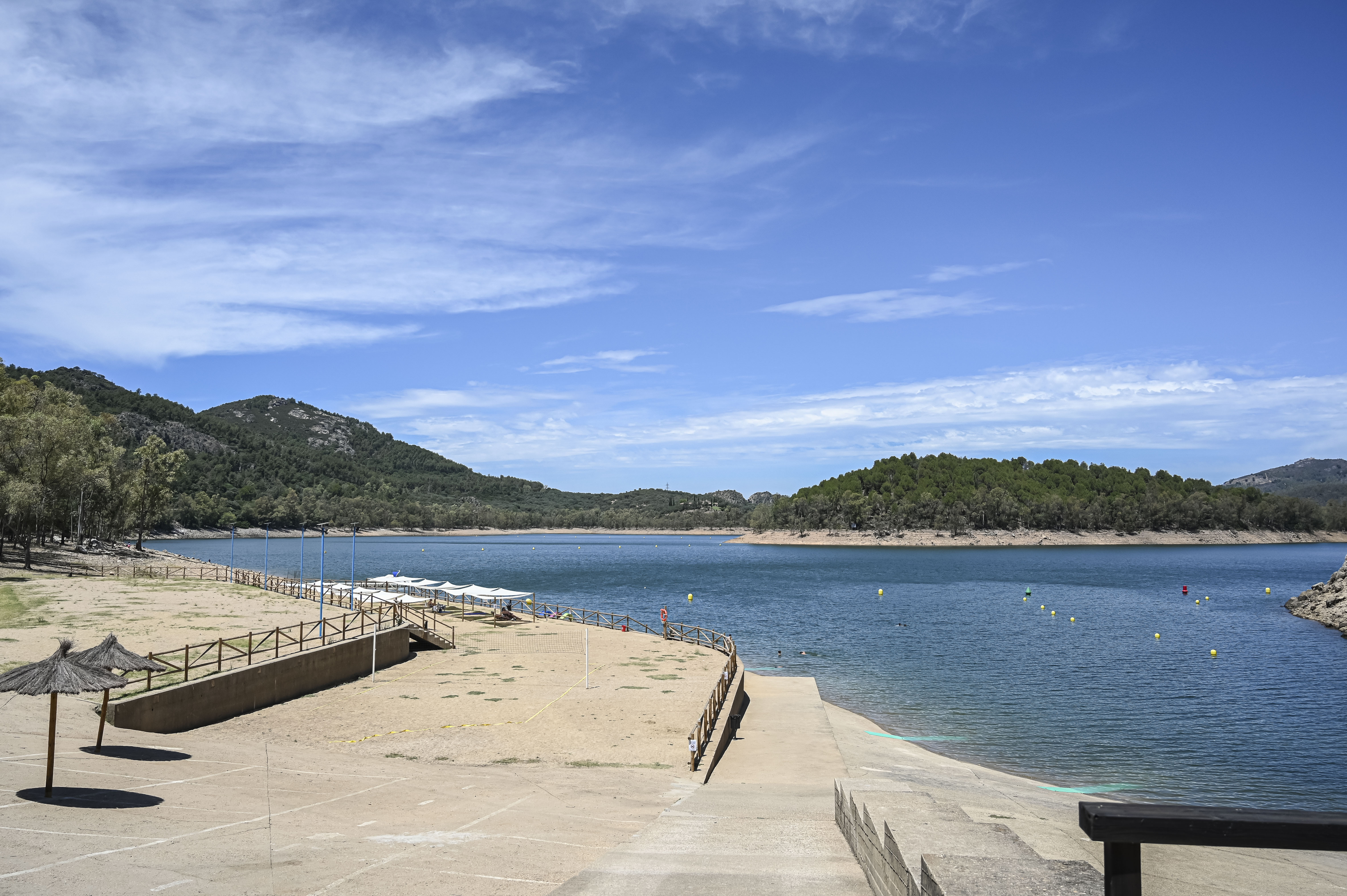 Extremadura es líder un año más en playas de interior: estas son las que tienen Bandera Azul