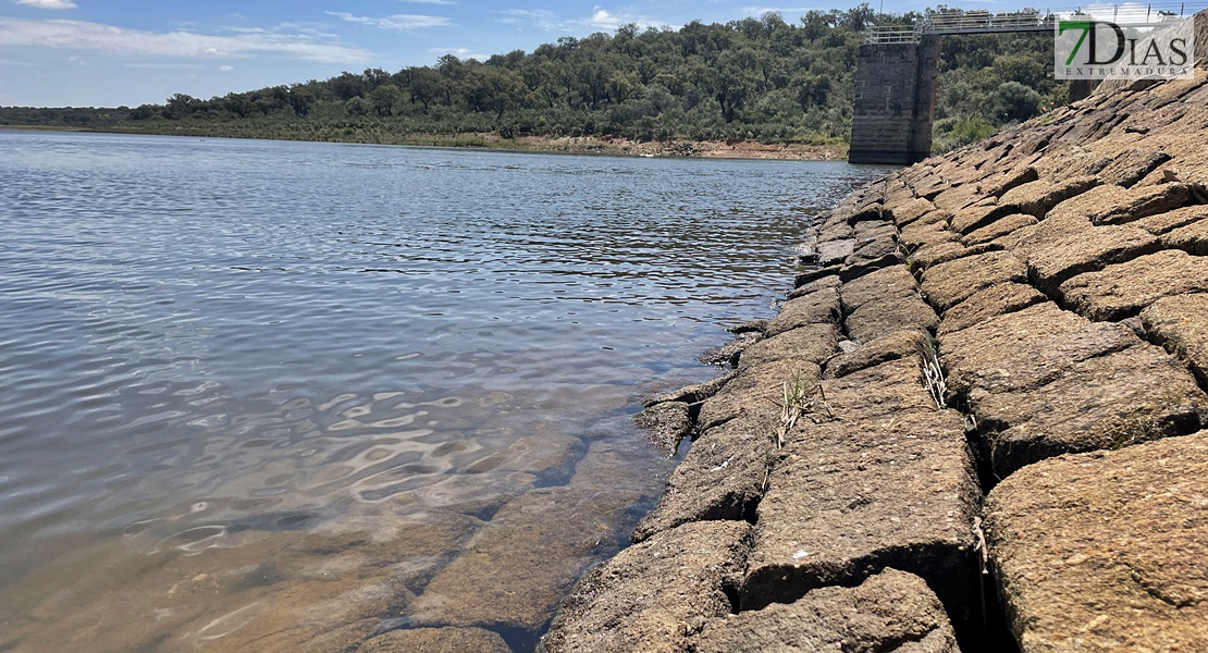 Extremadura es la comunidad que más agua embalsada pierde