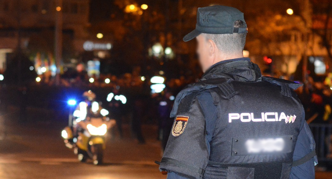 Un menor y otro hombre tirotean un coche con una persona dentro en Badajoz