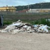 Denuncian que la Charca Musia se ha convertido en "un vertedero incontrolado en una zona comercial"