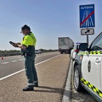 Investigan a un camionero por conducir borracho en la A-66: se negó a hacer la prueba