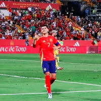 España aplasta a Croacia sin la posesión