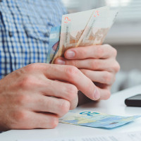 Exigen al gobierno de PP y VOX que asuma la gestión del Ingreso Mínimo Vital en Extremadura