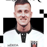 Llega a la AD Mérida uno de los mejores futbolistas de 2ª RFEF