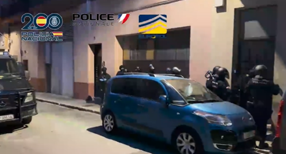 Gran operación: 22 detenidos por tráfico de personas, drogas y falsificación de monedas