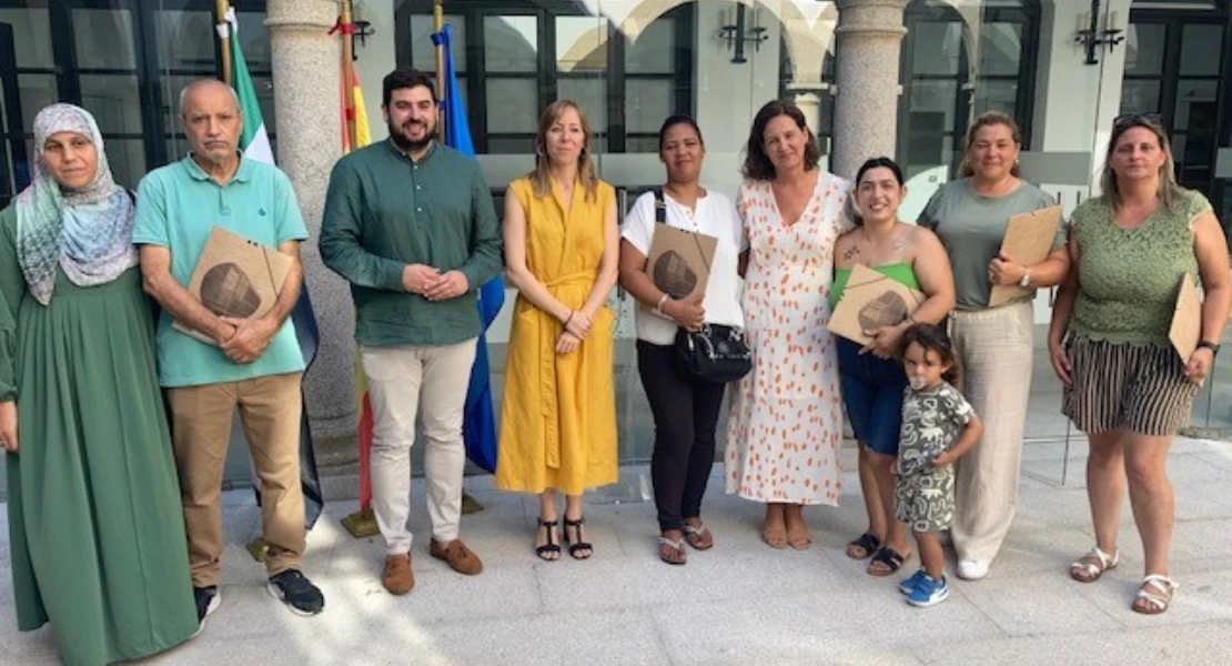 La Junta entrega las llaves de 5 viviendas en Coria en las que ha invertido 75.000€