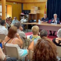 Reunión con los vecinos de Oliva de Plasencia para resolver dudas sobre la instalación de la planta de biometano