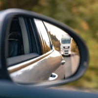 El timo del retrovisor: así es como intentarán robar tus datos