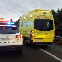 Grave accidente tras chocar un camión y un turismo en la A-5