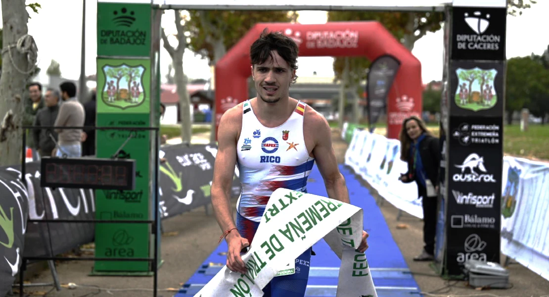 Javi Rico y María Remedios campeones de Extremadura de Duatlón Cros