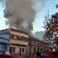 Varios afectados, entre ellos menores, tras declararse un incendio en Navalmoral de la Mata