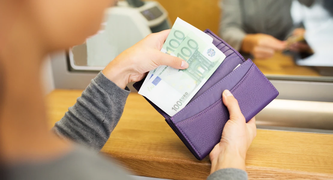 Si eres cliente de este banco y recibes un mensaje extraño, no piques, es una estafa