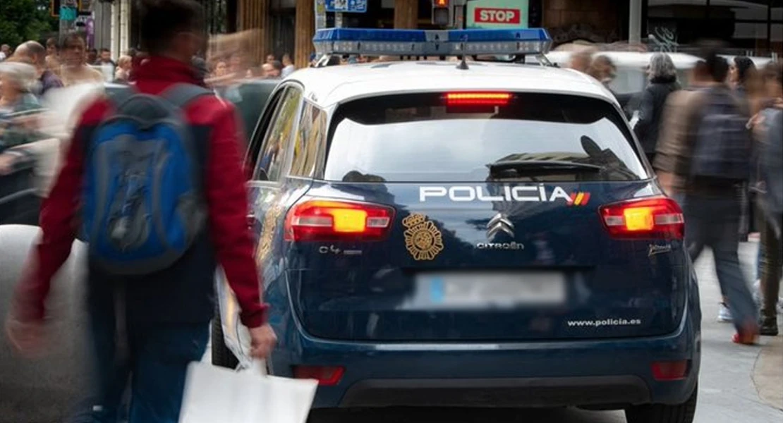 Expulsan de España a dos extranjeros por robar en 20 pisos de Extremadura