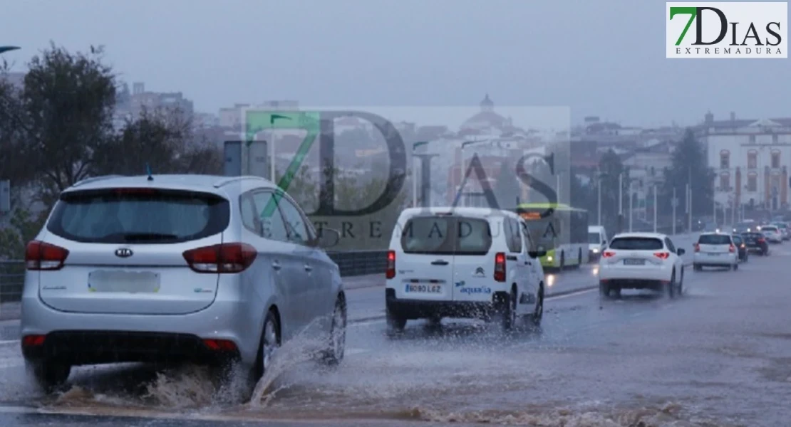 El 112 amplía la alerta amarilla por lluvias en parte de Extremadura este martes