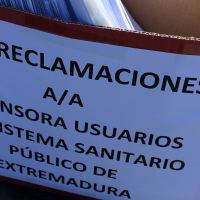 La zona de Miajadas estalla contra el SES: “Cansados de esperar tanto para una cita”