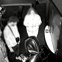 Ocho detenidos por retener a una persona durante cinco horas para desvalijarla